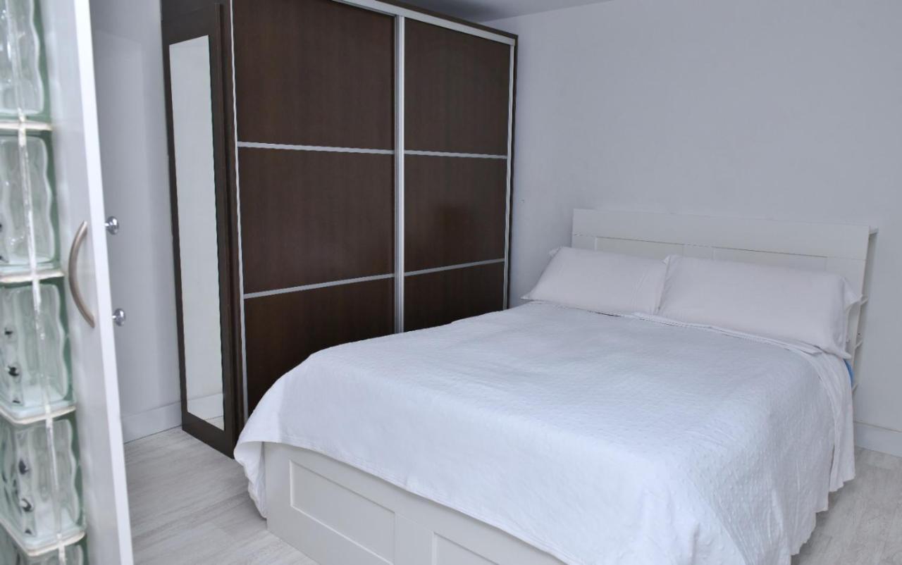 Apartamento Departamentos C&G Madrid Exterior foto